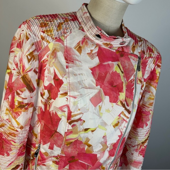 Escada Pink and White Floral Moto Bomber Jacket 40 - Picture 4 of 12
